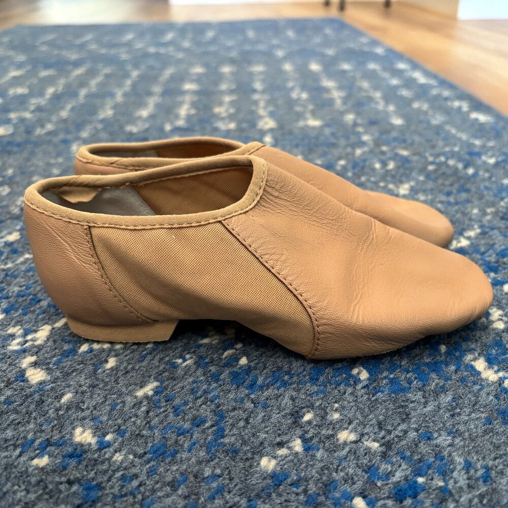 BLOCH tan jazz shoes, size 13
